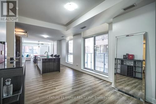 325 - 30 Nelson Street, Toronto (Waterfront Communities), ON - Indoor Photo Showing Other Room