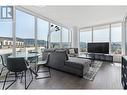 1181 Sunset Drive Unit# 602, Kelowna, BC  - Indoor Photo Showing Living Room 