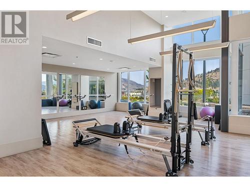 1181 Sunset Drive Unit# 602, Kelowna, BC - Indoor Photo Showing Gym Room