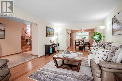 34 Elfindale Crescent, Toronto (Henry Farm), ON 