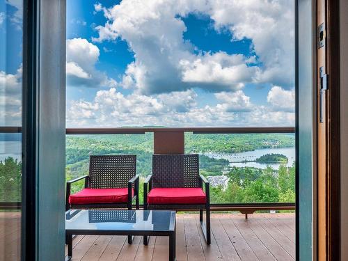 Balcon - 6-170 Ch. Des Sous-Bois, Mont-Tremblant, QC - 