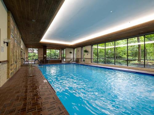 Piscine - 816-3577 Av. Atwater, Montréal (Ville-Marie), QC - Indoor Photo Showing Other Room With In Ground Pool