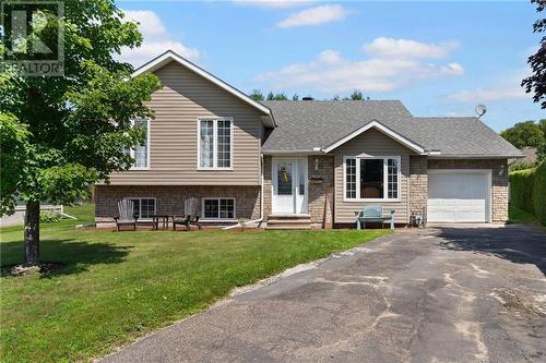 197 Market Street, Pembroke, ON - Outdoor With Facade