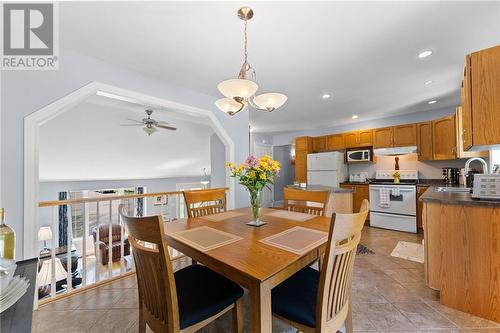 197 Market Street, Pembroke, ON - Indoor Photo Showing Dining Room