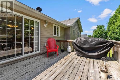 197 Market Street, Pembroke, ON - Outdoor With Deck Patio Veranda With Exterior