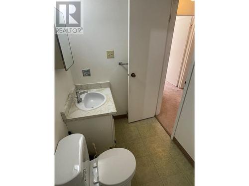 212 Spieker Avenue Unit# 205, Tumbler Ridge, BC - Indoor Photo Showing Bathroom