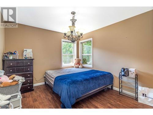 483 Parfitt Court, Kelowna, BC - Indoor Photo Showing Bedroom