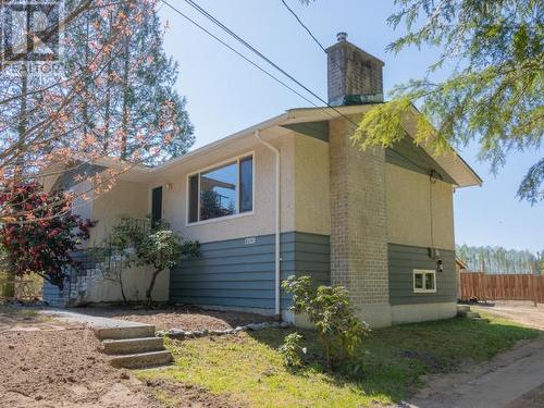 5201 Manson Ave, Powell River, BC - Outdoor