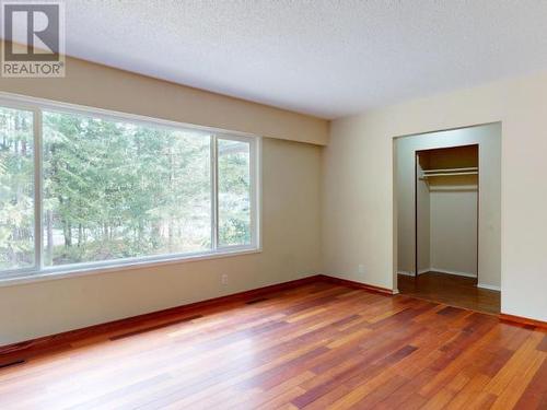 5201 Manson Ave, Powell River, BC - Indoor Photo Showing Other Room