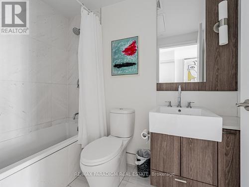 3704 - 88 Blue Jays Way, Toronto (Waterfront Communities), ON - Indoor Photo Showing Bathroom