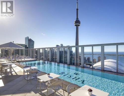 3704 - 88 Blue Jays Way, Toronto (Waterfront Communities), ON - Outdoor With In Ground Pool With View