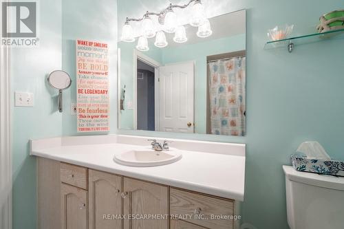 31 - 10 Cadham Boulevard, Hamilton (Broughton), ON - Indoor Photo Showing Bathroom