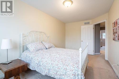 31 - 10 Cadham Boulevard, Hamilton (Broughton), ON - Indoor Photo Showing Bedroom