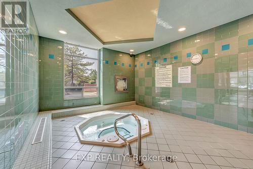 615 - 29 Northern Heights Drive, Richmond Hill (Langstaff), ON - Indoor Photo Showing Bathroom