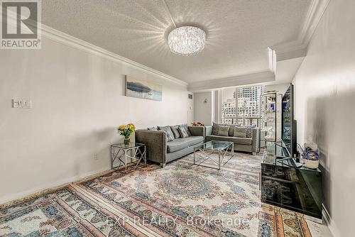 615 - 29 Northern Heights Drive, Richmond Hill (Langstaff), ON - Indoor