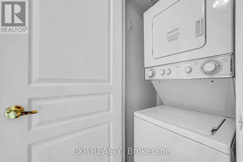 615 - 29 Northern Heights Drive, Richmond Hill (Langstaff), ON - Indoor Photo Showing Laundry Room