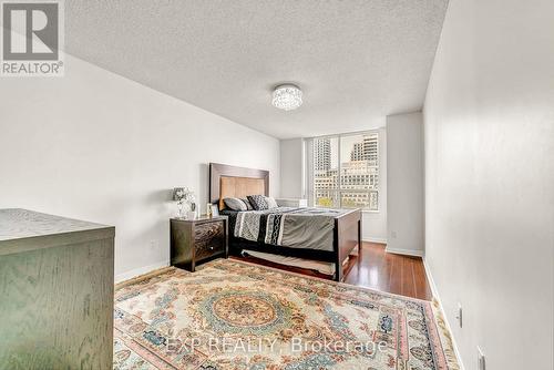 615 - 29 Northern Heights Drive, Richmond Hill (Langstaff), ON - Indoor Photo Showing Bedroom