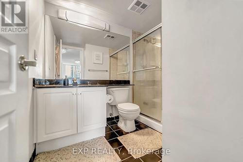 615 - 29 Northern Heights Drive, Richmond Hill (Langstaff), ON - Indoor Photo Showing Bathroom