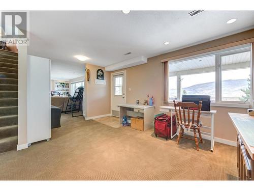 6150 Davies Crescent, Peachland, BC - Indoor