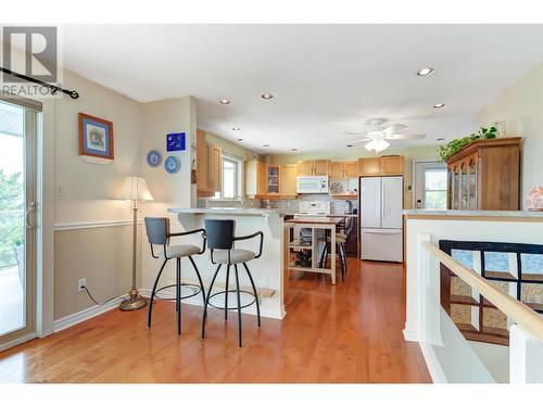 6150 Davies Crescent, Peachland, BC - Indoor