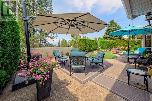 4008 Gallaghers Terrace, Kelowna, BC - Outdoor