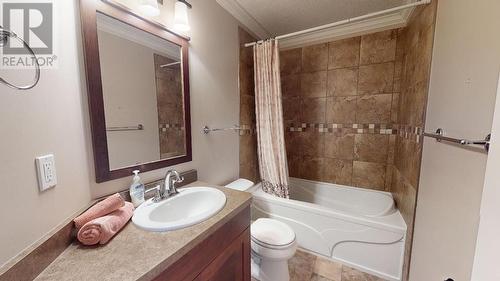 11727 88 Street, Fort St. John, BC - Indoor Photo Showing Bathroom