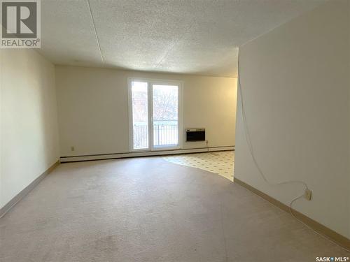 22 23 Centennial Street, Regina, SK - Indoor Photo Showing Other Room