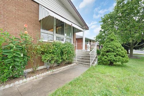 420 West 5Th Street, Hamilton, ON - Outdoor