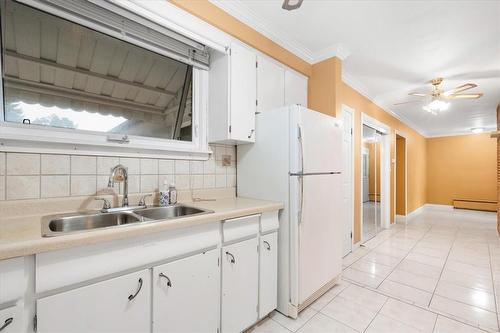 420 West 5Th Street, Hamilton, ON - Indoor Photo Showing Kitchen With Double Sink