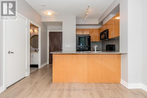 2903 - 16 Yonge Street, Toronto (Waterfront Communities), ON - Indoor Photo Showing Kitchen