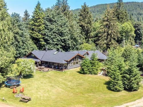 1739 Smit Rd, Sayward, BC 