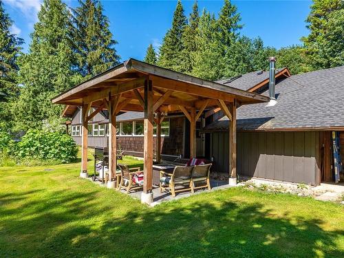 1739 Smit Rd, Sayward, BC 