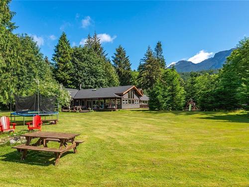 1739 Smit Rd, Sayward, BC 