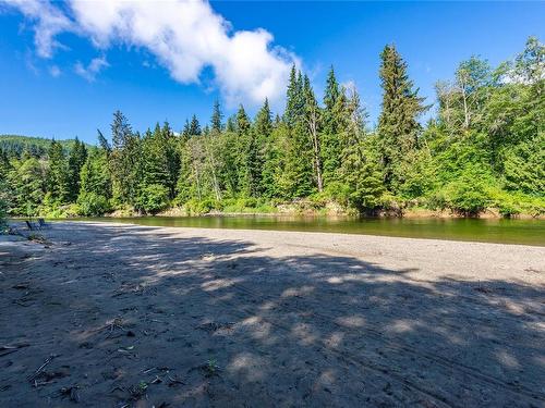 1739 Smit Rd, Sayward, BC 