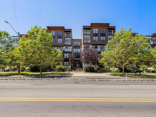 205-4000 Shelbourne St, Saanich, BC - Outdoor With Balcony