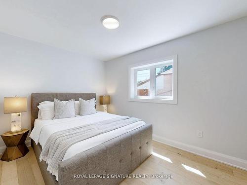 55 Delwood Dr, Toronto, ON - Indoor Photo Showing Bedroom