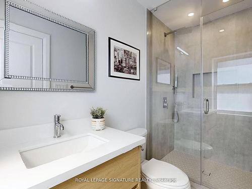 55 Delwood Dr, Toronto, ON - Indoor Photo Showing Bathroom