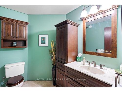 595133 Blind Line, Mono, ON - Indoor Photo Showing Bathroom