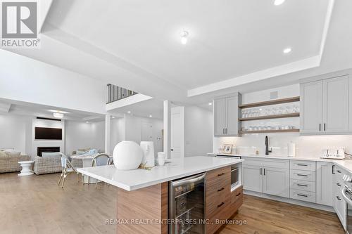 101 Villeneuve Drive, Prince Edward County, ON - Indoor Photo Showing Kitchen With Upgraded Kitchen