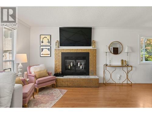 2677 Mappin Court, Kelowna, BC - Indoor Photo Showing Living Room With Fireplace