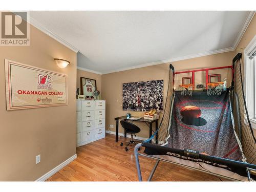 2677 Mappin Court, Kelowna, BC - Indoor Photo Showing Other Room