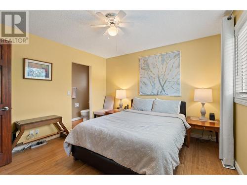 2677 Mappin Court, Kelowna, BC - Indoor Photo Showing Bedroom