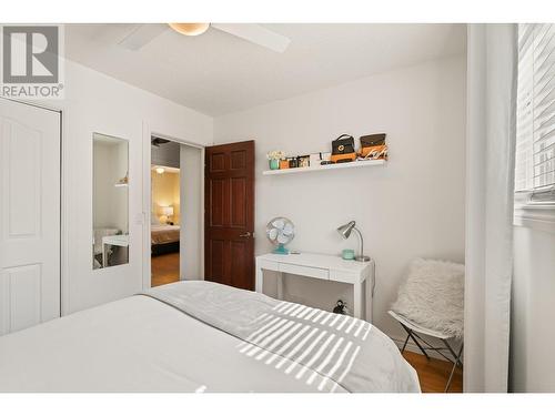 2677 Mappin Court, Kelowna, BC - Indoor Photo Showing Bedroom