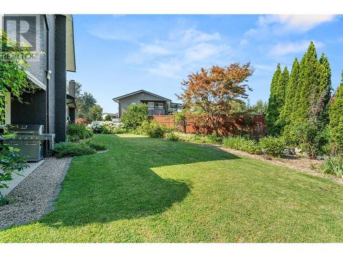 2677 Mappin Court, Kelowna, BC - Outdoor