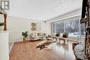 7848 Castlederg Side Road, Caledon, ON  - Indoor Photo Showing Living Room 