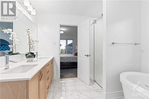 105 Dagenham Street, Ottawa, ON - Indoor Photo Showing Bathroom