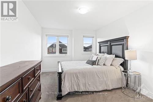 105 Dagenham Street, Ottawa, ON - Indoor Photo Showing Bedroom