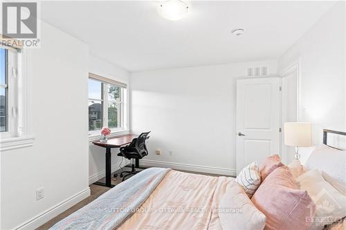 105 Dagenham Street, Ottawa, ON - Indoor Photo Showing Bedroom