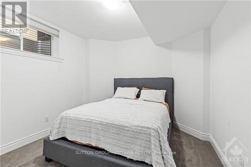 105 Dagenham Street, Ottawa, ON - Indoor Photo Showing Bedroom