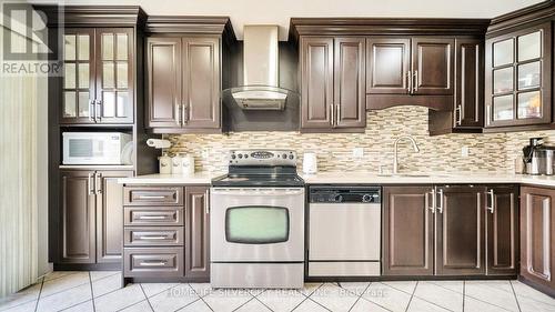 36 Woodside Court, Brampton (Fletcher'S Creek South), ON - Indoor Photo Showing Kitchen With Stainless Steel Kitchen With Upgraded Kitchen